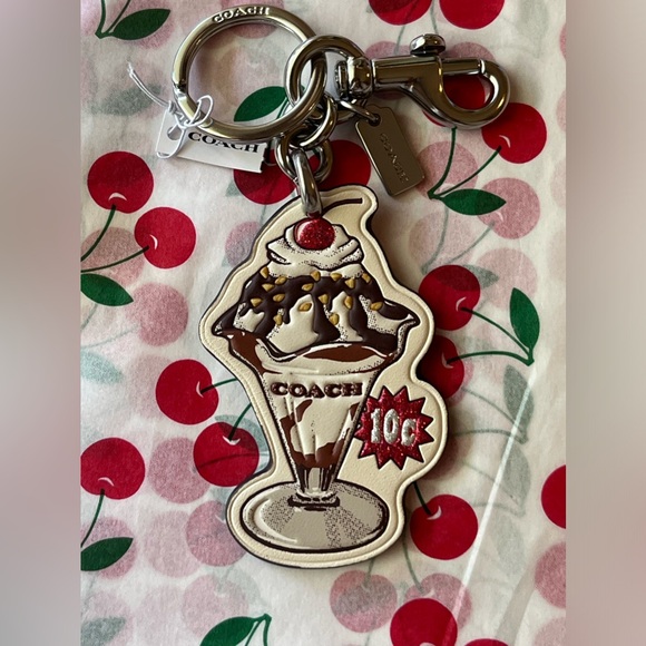 🍒🍧🍒  COACH ICE CREAM BAG CHARM  🍒🍧🍒 NWT 🍒🍧🍒 - Picture 16 of 16